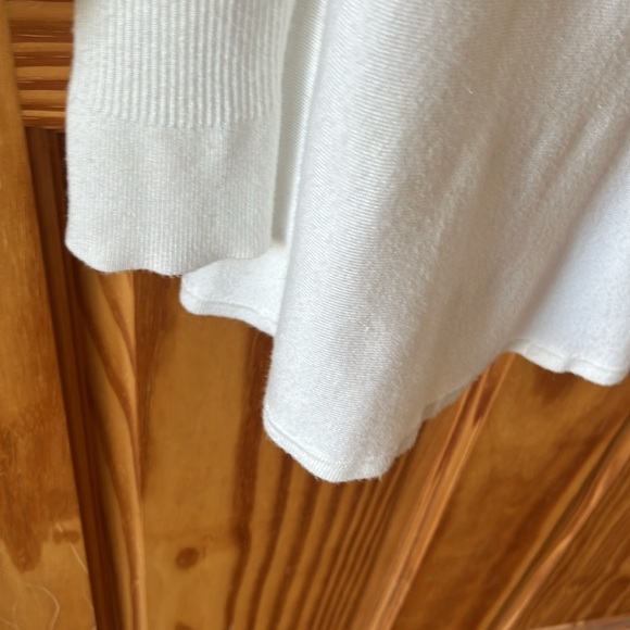 WHBM Open Sweater - Size Medium - Picture 9 of 11